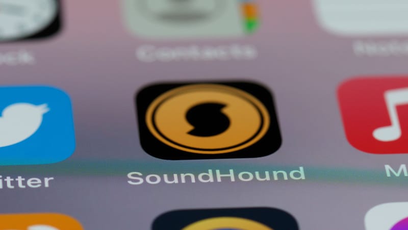 Soundhound es una gran opción para identificar tus canciones.